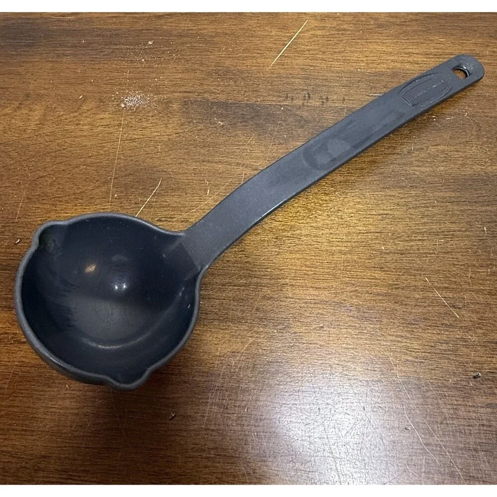 Vintage Rubbermaid Ladle 1975 Black Nylon Plastic Heavy Duty Double Spout Dipper